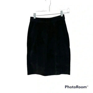 Who’s who black skirt 7